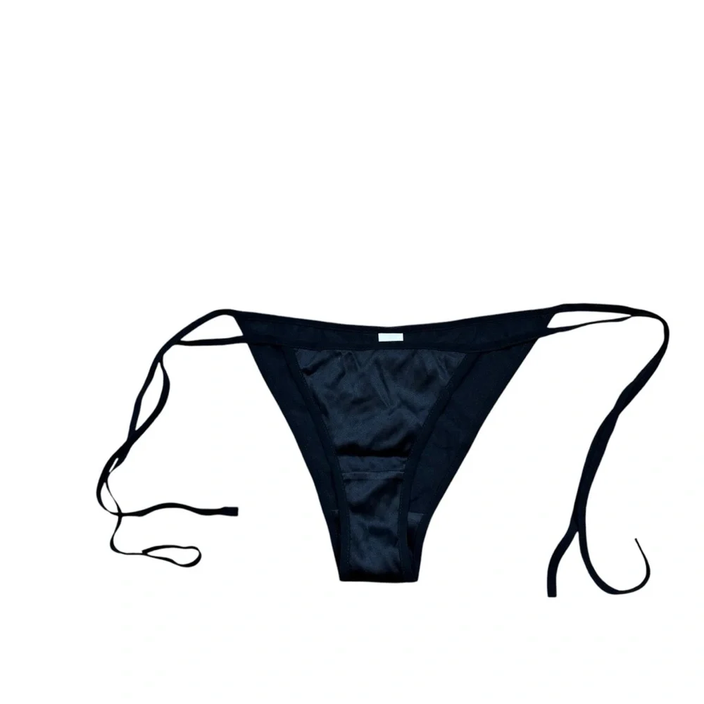Brand new‎ without Tags Paradise Silk Black Size Tie 93% Silk Panties Size S/M